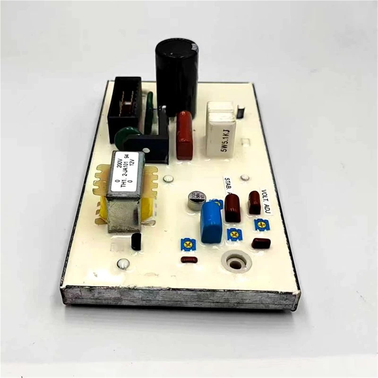 Regolatore automatico di tensione for piastra di pressione del generatore