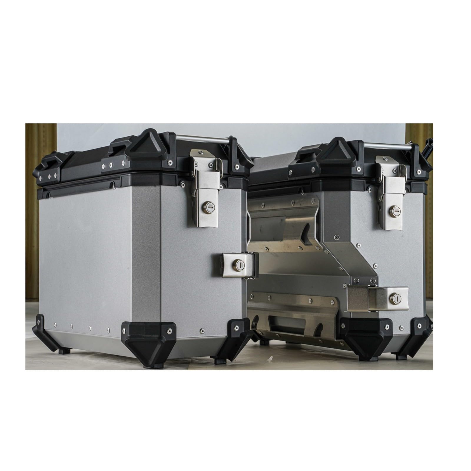 Valigie Laterali In Alluminio Per Moto 38L Tour Trunk Borse Da Sella Rigide Universali Borse Laterali Per Moto Impermeabili E Anticollisione Con Serratura Di Sicurezza Per Bagagli Del Casco Silver,C
