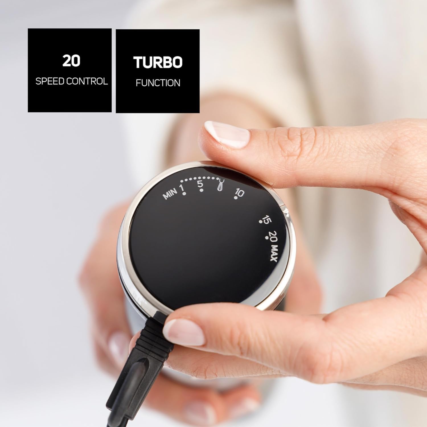 Taurus - Batidora de Mano HB1700X | 1700W de Potencia | 4 filos de Acero Inoxidable | Regulador de Velocidad | Incluye Vaso medidor de 1L | Ergonomica