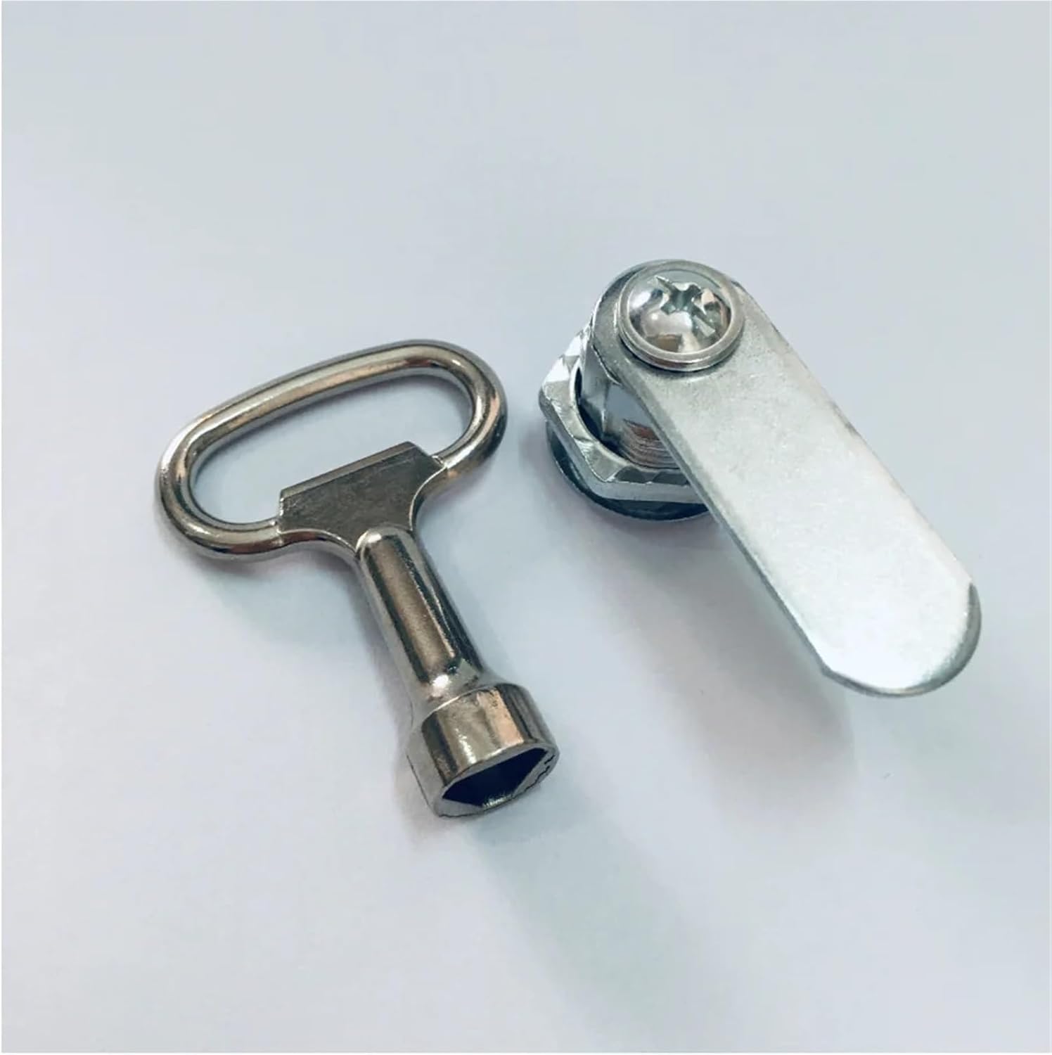 MS-705 Small Triangle Lock Equipment Telescopic Door Locks Telescopic Switch Industrial Cabinet Lock 1Pcs(Key)