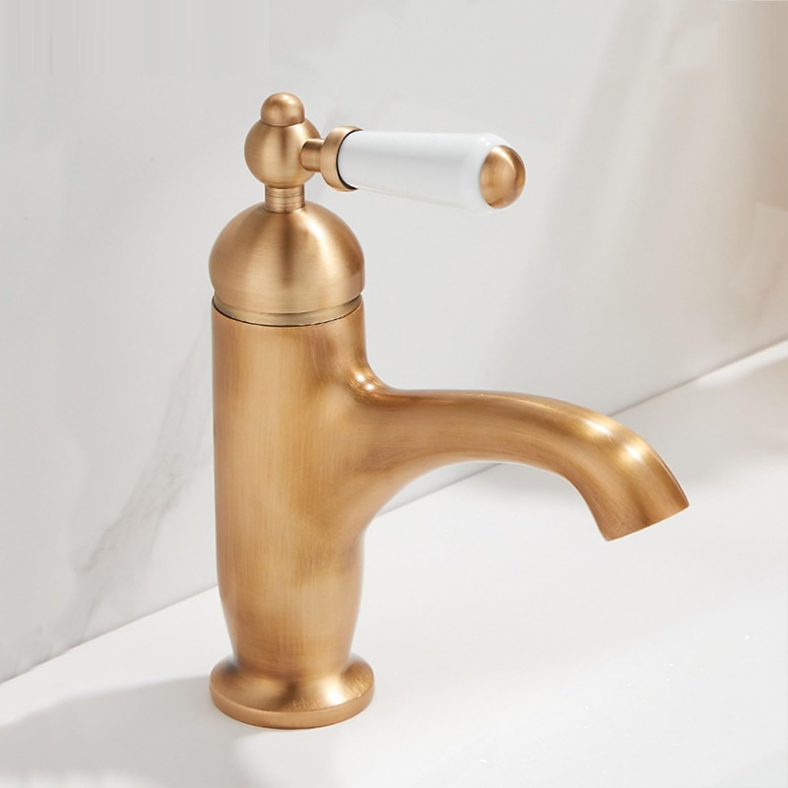 Fanjubei Antique-Style Marking Copper Bathroom Hot And Cold Basin Faucet, Antique Style