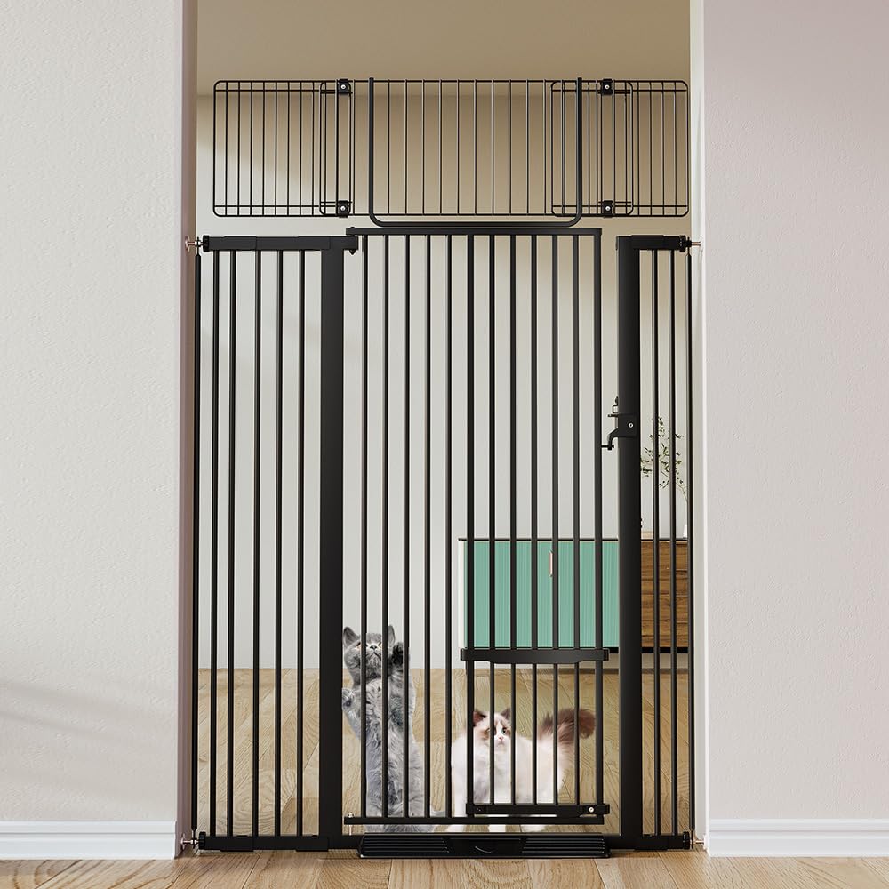 COMOMY 180 cm Extra Hoch Türgitter Katze/Hund, 75-110 cm Extra Breit Türschutzgitter mit Verstellbarer Katzenklappe, Tierschutzgitter Ohne Bohren für Treppen, Türen, Küche (Schwarz)