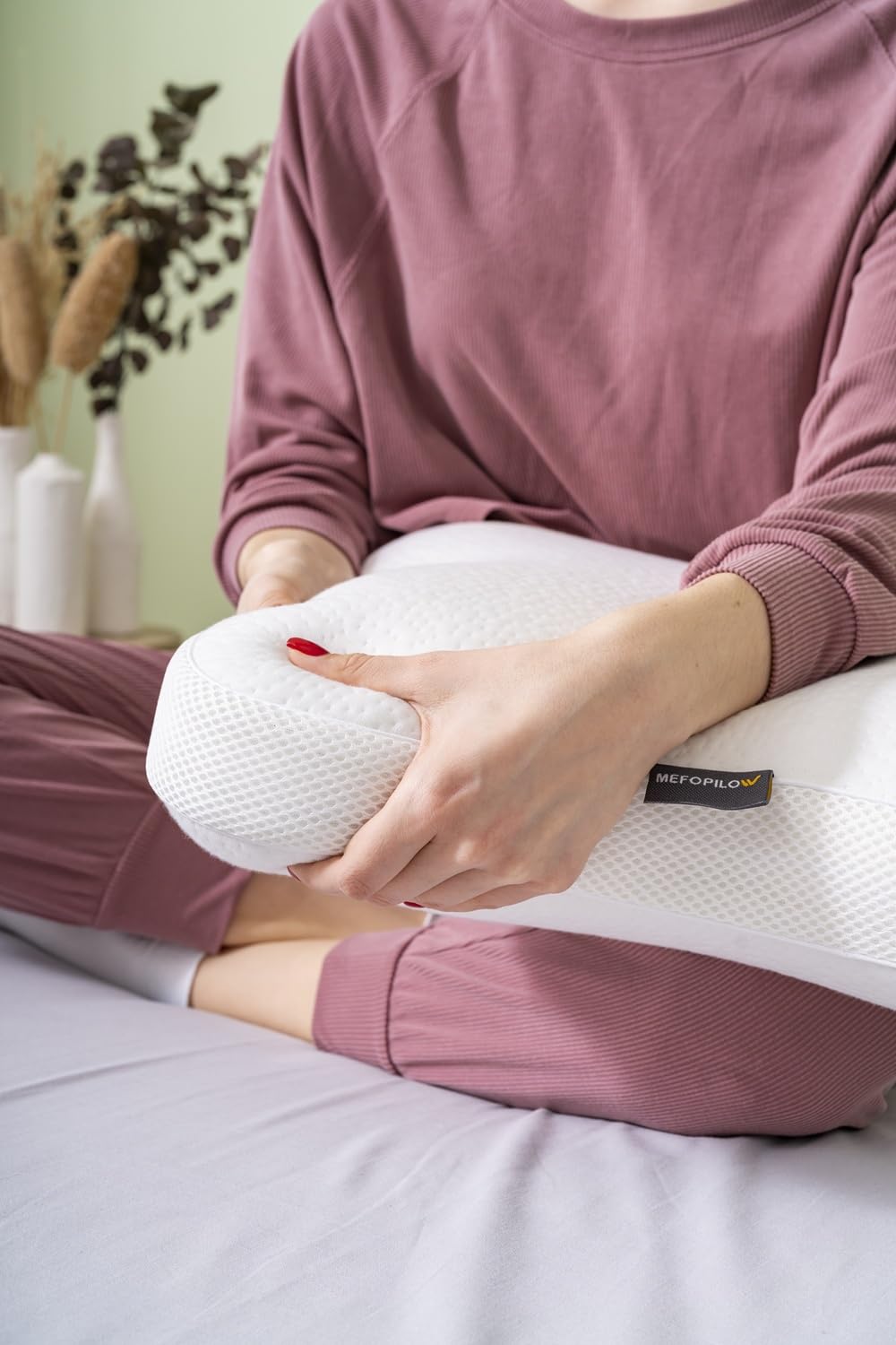 Poduszka dla osób śpiących na boku z pianki z pamięcią kształtu, wiskoelastyczna poduszka pod głowę, ergonomiczna poduszka podpierająca kark, miękka poszewka na poduszkę, biała (54 x 43 x