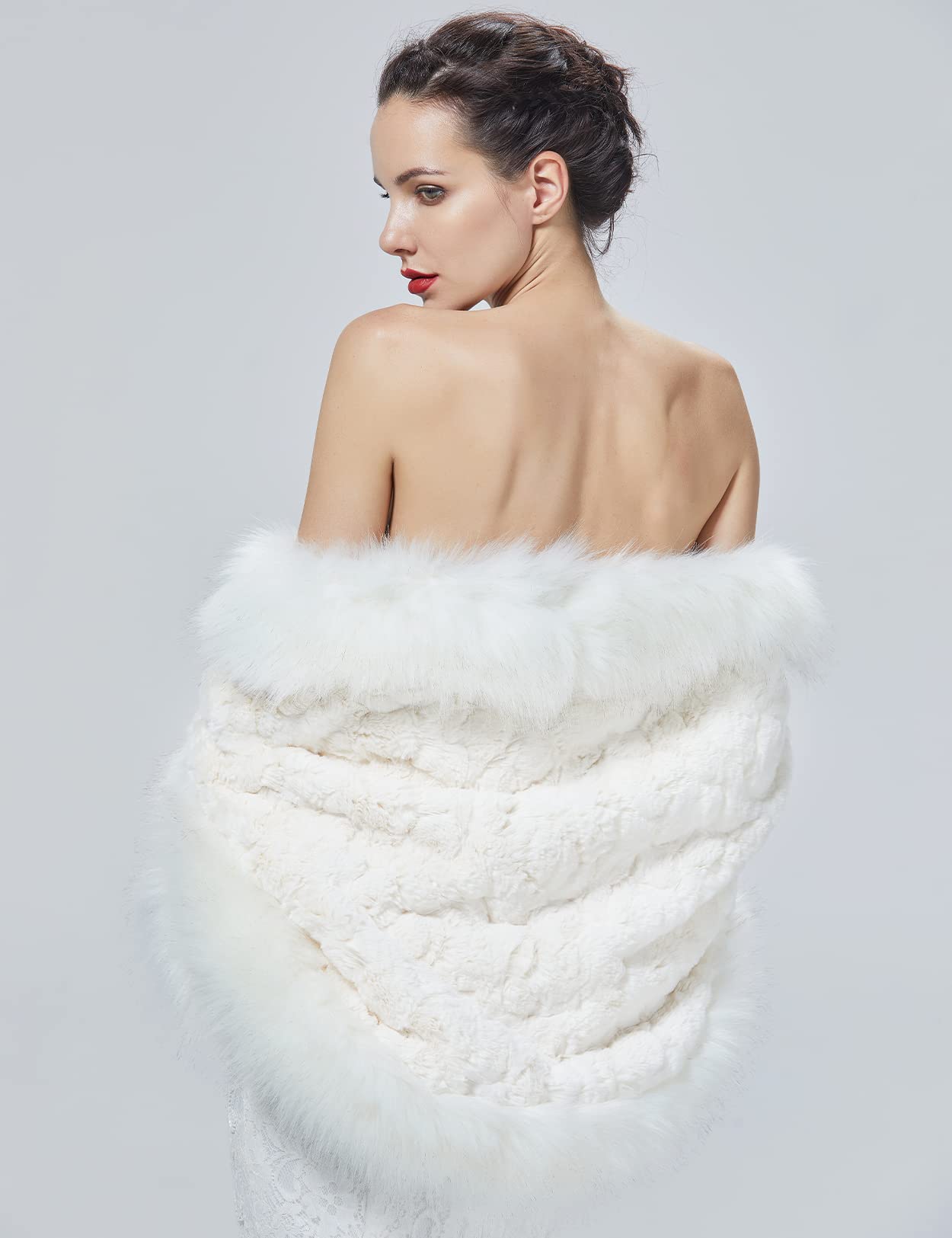 BEAUTELICATE Scialle Stola in Pelliccia Sintetica Donna Mantella Bolero Coprispalle Sciarpa Ecopelliccia Sposa per Matrimonio Inverno Cerimonia Festa Avorio Nero