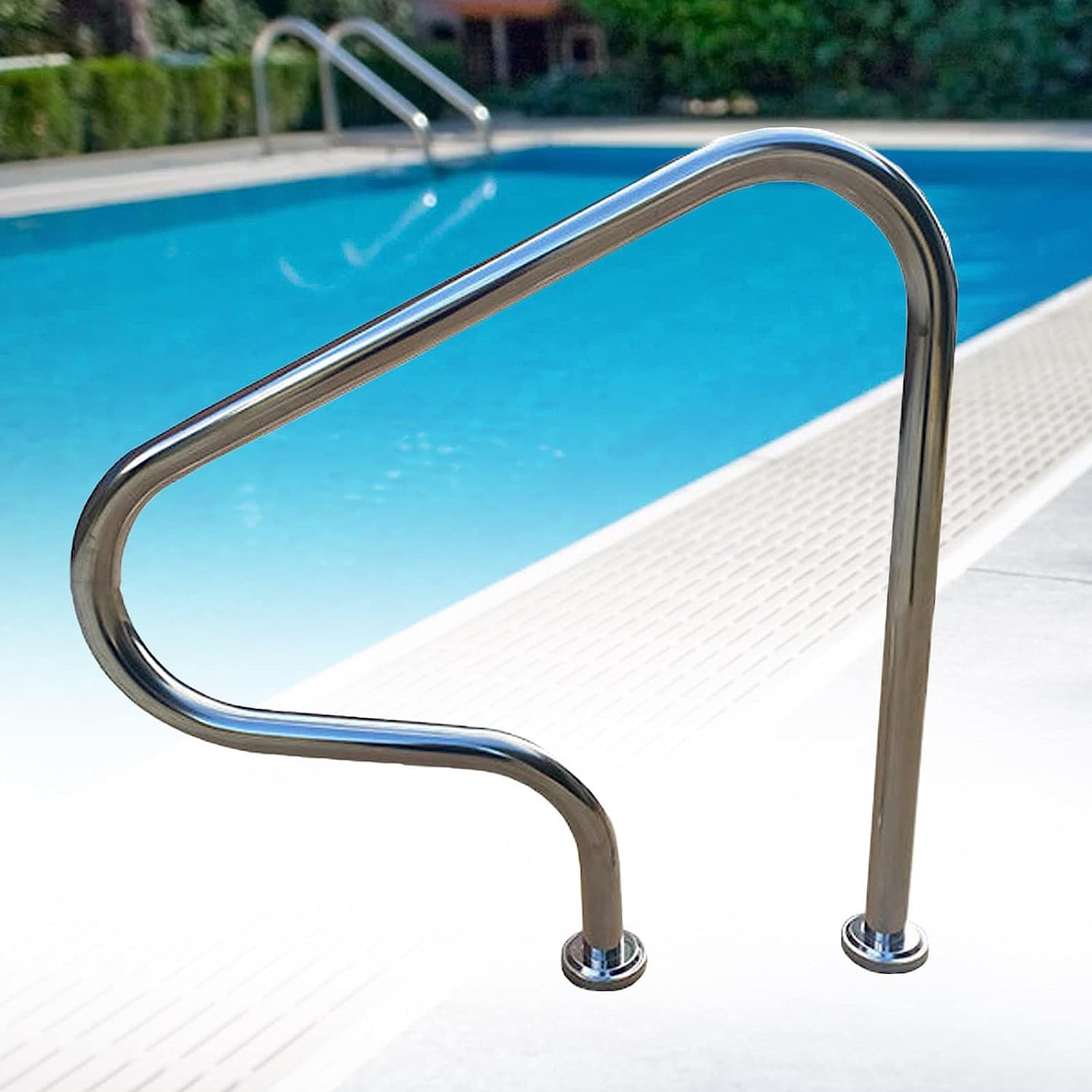 Garde-corps d'entrée de piscine souterraine pour des baignades sereines en famille