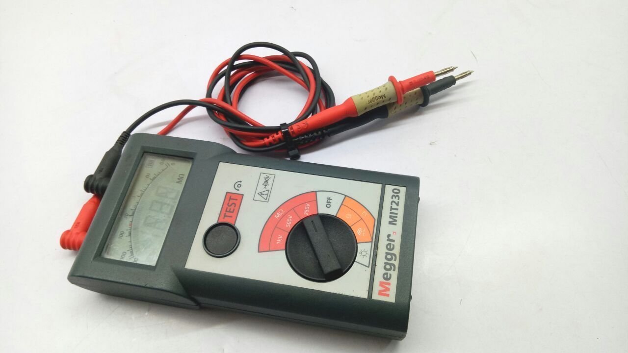 Megger MIT 230 Insulation And Continuity Tester