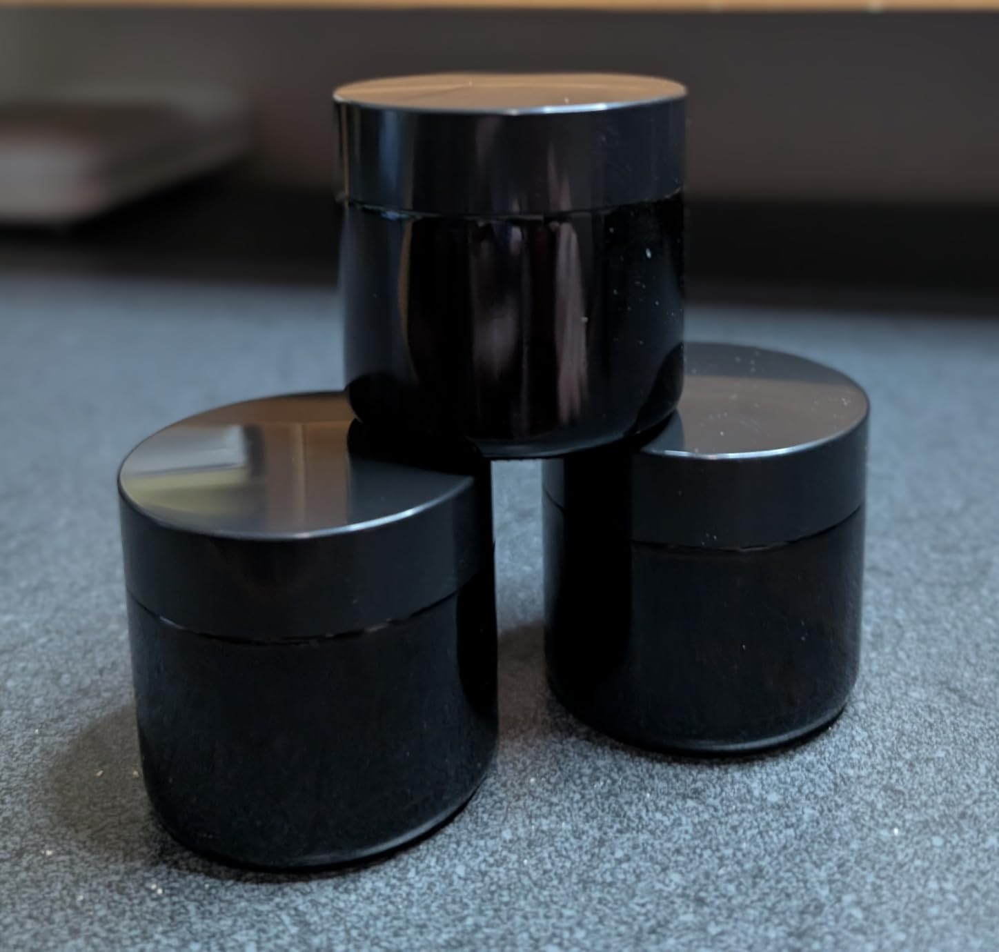 11 Hoa Kinh 2oz Jars with Lids, HOA Kinh 3 Pack Amber Glass Jars with Lids Empty Cosmetic Containers Round Airtight Glass Jar with Black Lid for Storing Lotions Powders Ointments