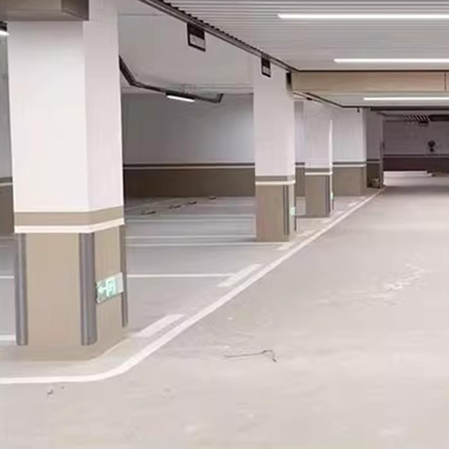 Thick Workshop Guards for Car Park Corners, Reflective Garage Edge Corner Guards, 2 Colours(Grey,15pcs)