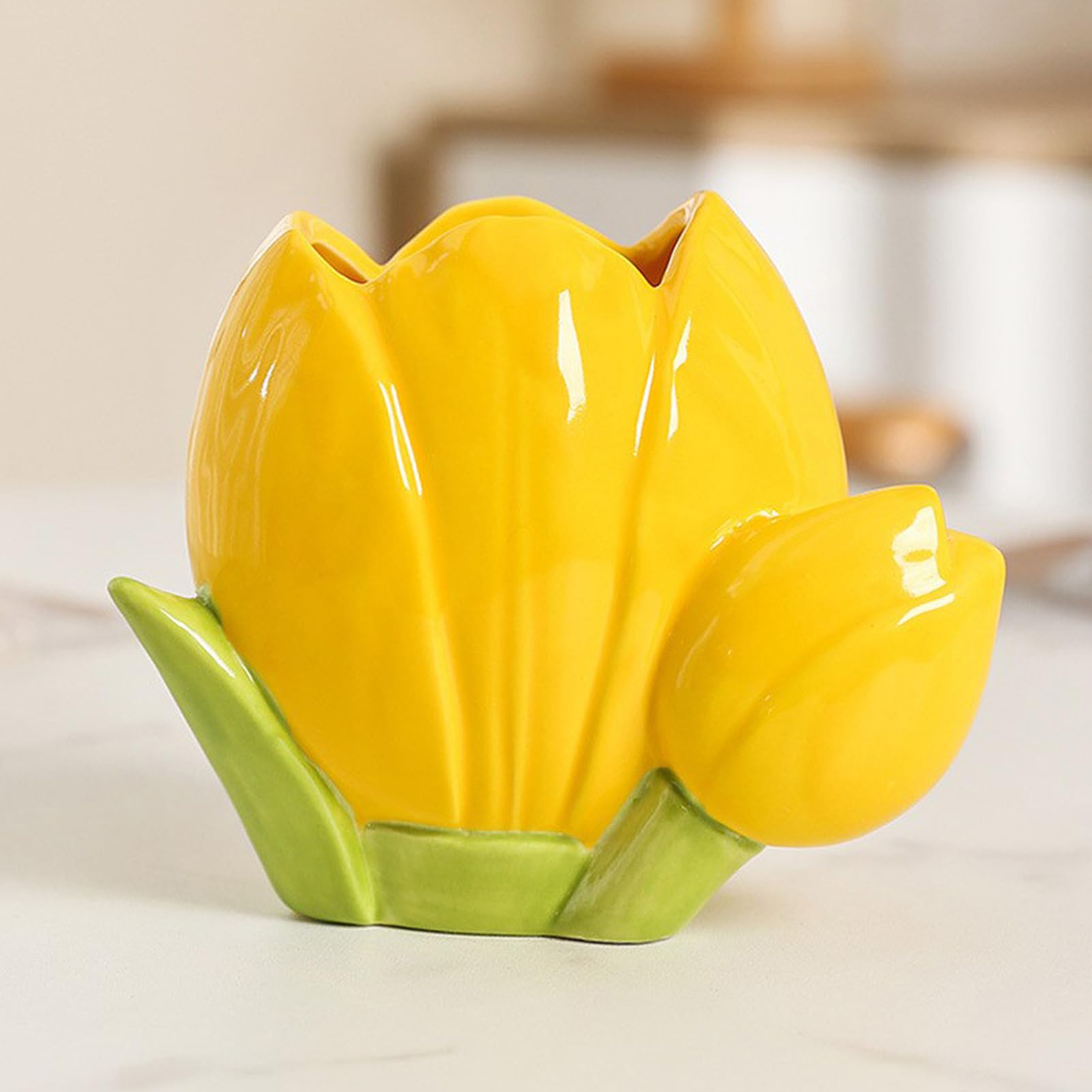 Amazon.co.jp: チューリップ型ピンクセラミック花瓶、チューリップ装飾