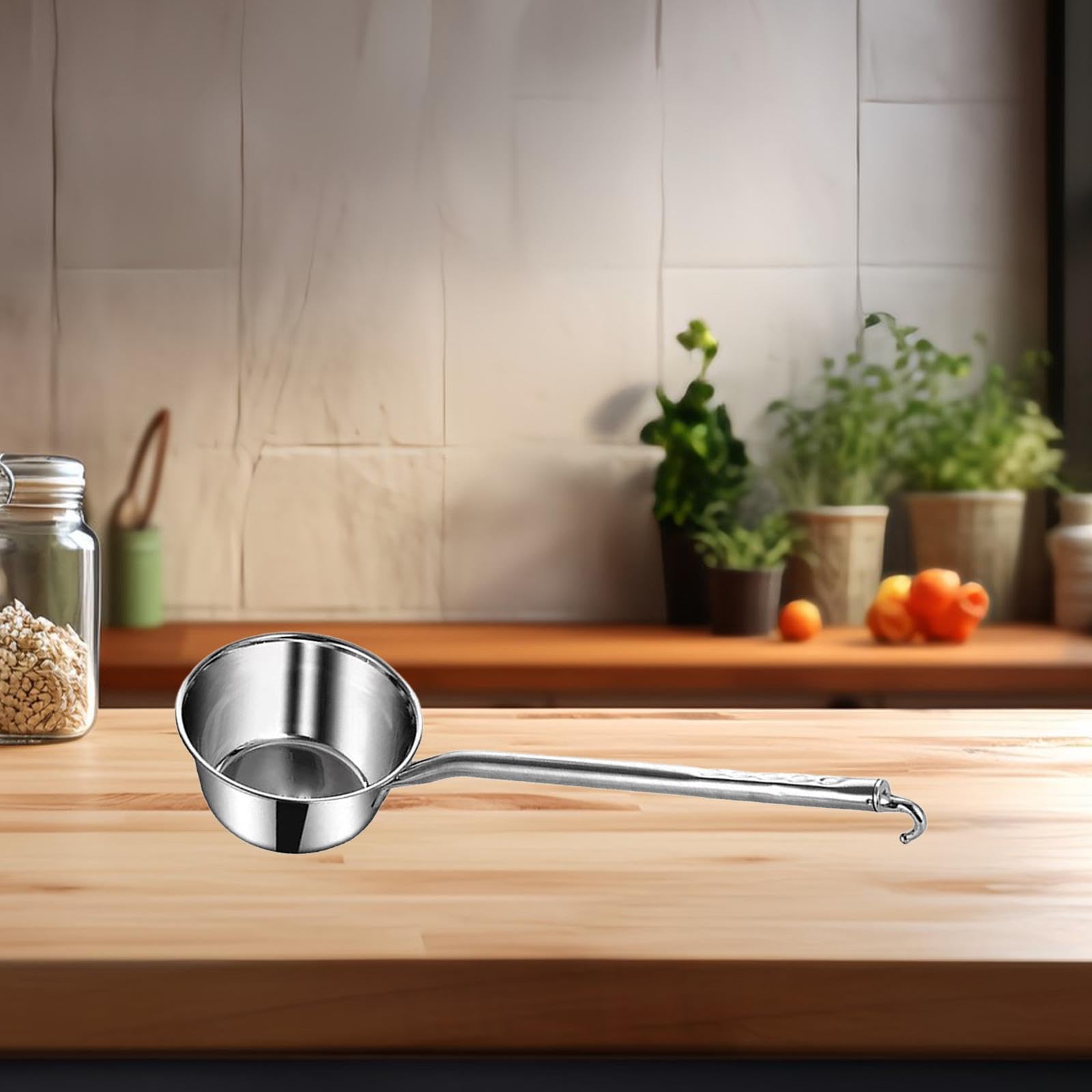Louche En Acier Inoxydable à Long Manche pour Arroser Les Fleurs Puiser de L'Eau Servir La Soupe et Laver Les Cheveux Conception Ergonomique Adaptée C, Xl