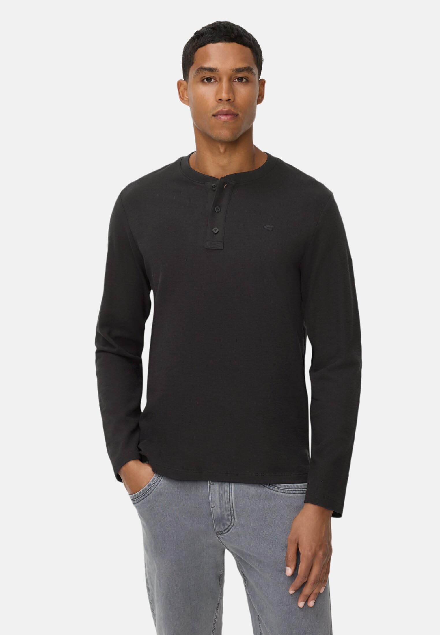 camel active Herren Henleyshirt aus Reiner Baumwolle