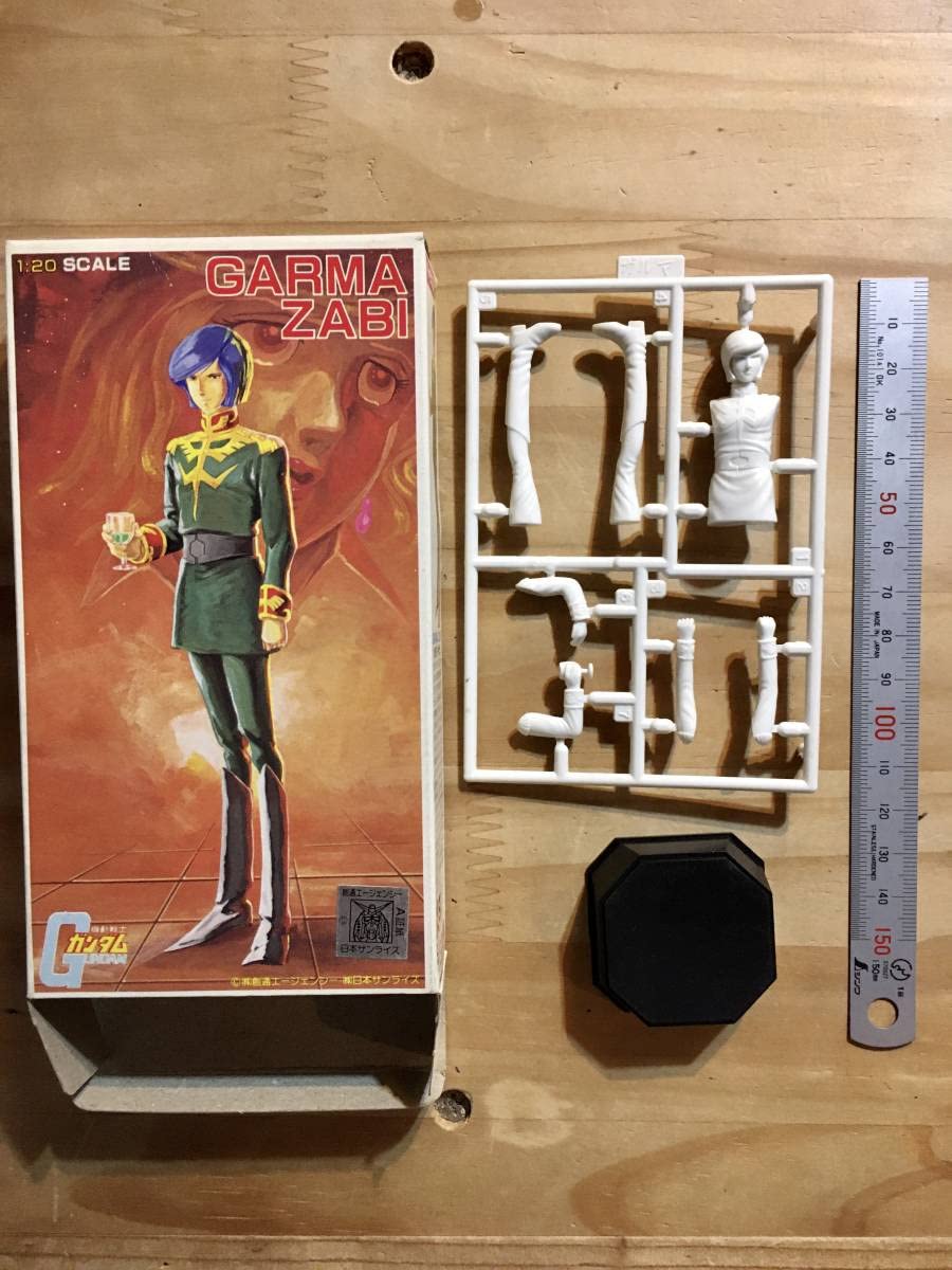 ガンダム　ガルマ　ガルマ・ザビ　クリスマス　アクリルチャーム 新機動戦記ガンダムW ガルマ・ザビ ガンダムカフェ ブロマイド