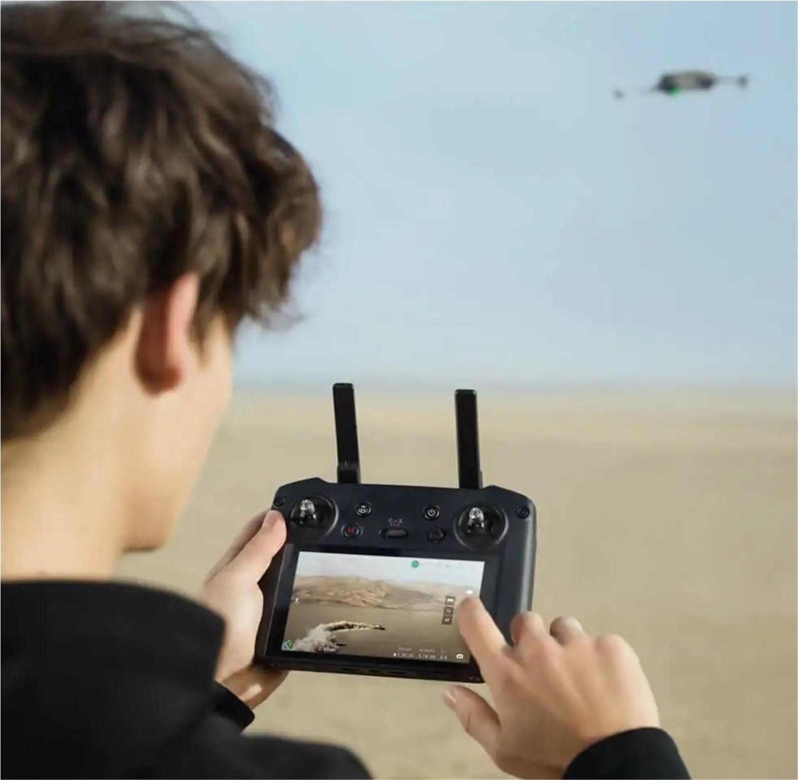 Kontroler zdalnego sterowania RC Pro Enterprise do DJI Matrice 3D/3TD, Dock 2, Mavic 3E, Mavic 3T, Mavic 3M (model:RM510B)