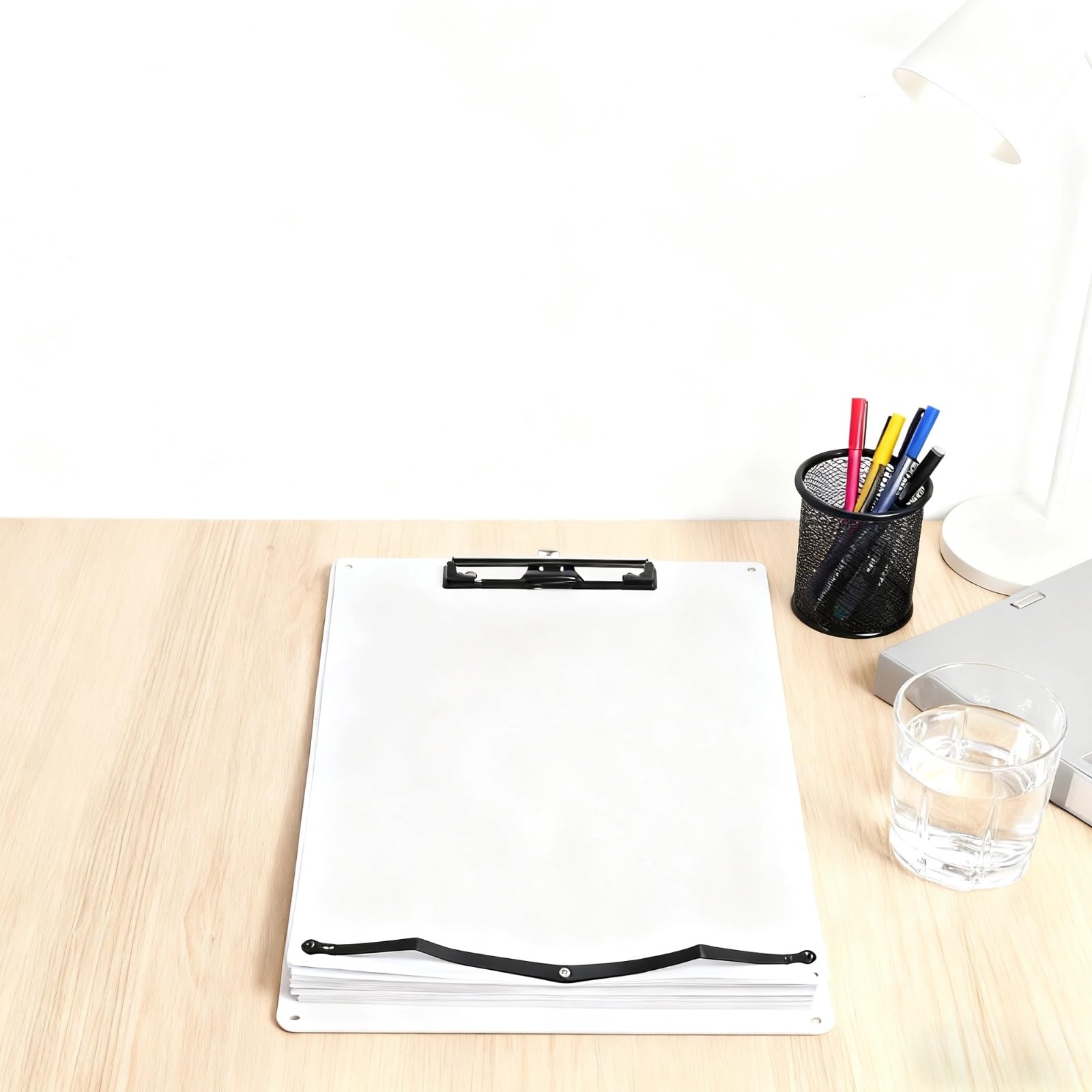 Pionowa metalowa tablica A4, aluminiowa tablica kreślarska 33 x 23,6 cm z klipsem ze stali nierdzewnej, przenośna i lekka tablica artystyczna do szkicowania terenowego, uchwyt na szkicownik 33 x 23,5