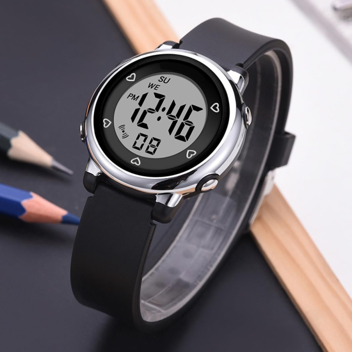 Multi-Function and Waterproof Design Electronic Watch for Students with LED Luminous Display Sturdy Abs and Pu Material, Comfortable Wristwatch Suitable for Dark Places