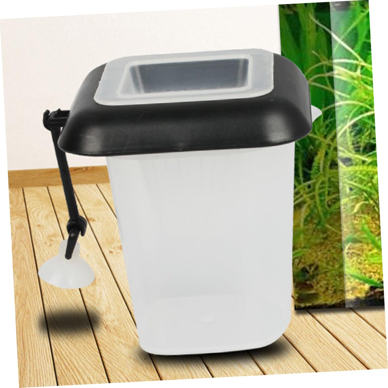 GANAZONO Red Worms Feeder Fish Tank Fish Feeding Cup Fish Feeder White