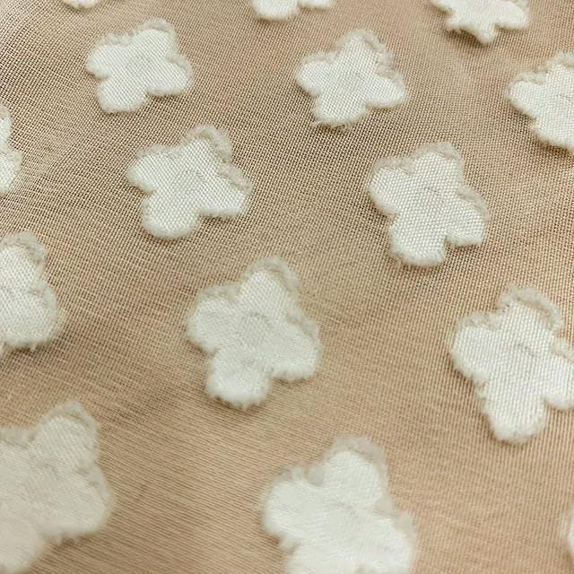 150 cm breit, 300 cm lang, vierblättriger Jacquard-bestickter, halbtransparenter Chiffon-Stoff, Meterware, Chiffon-Stoff für die Kleiderherstellung