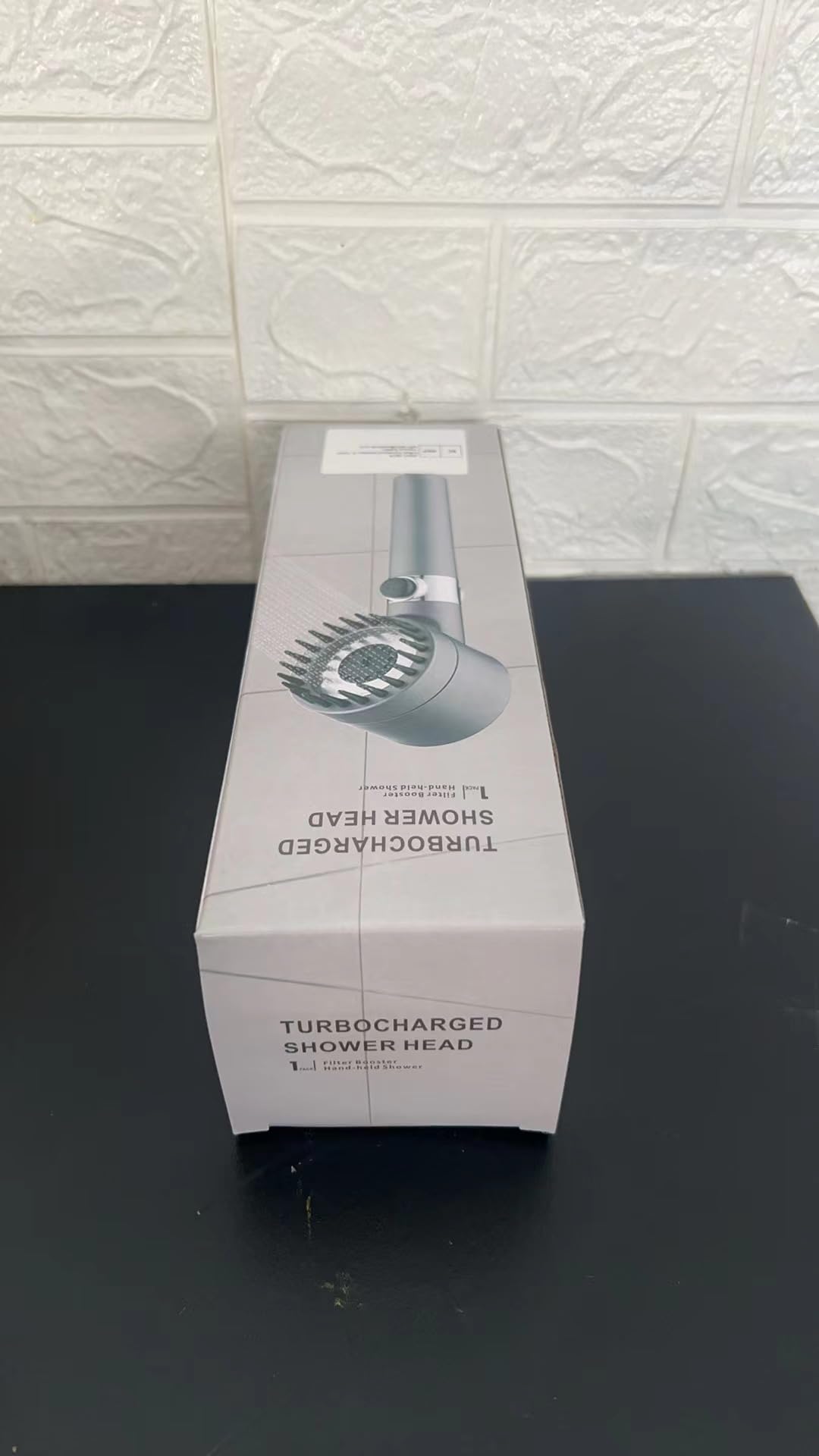 Soffione Doccia con filtro a 15 stadi, Soffione Anticalcare con Tubo da 1,5M, 3 + 1 Tipi di Getti per Soffione Doccia ad Alta Pressione e Risparmio Idrico Pulsante di Arresto Dell'acqua,