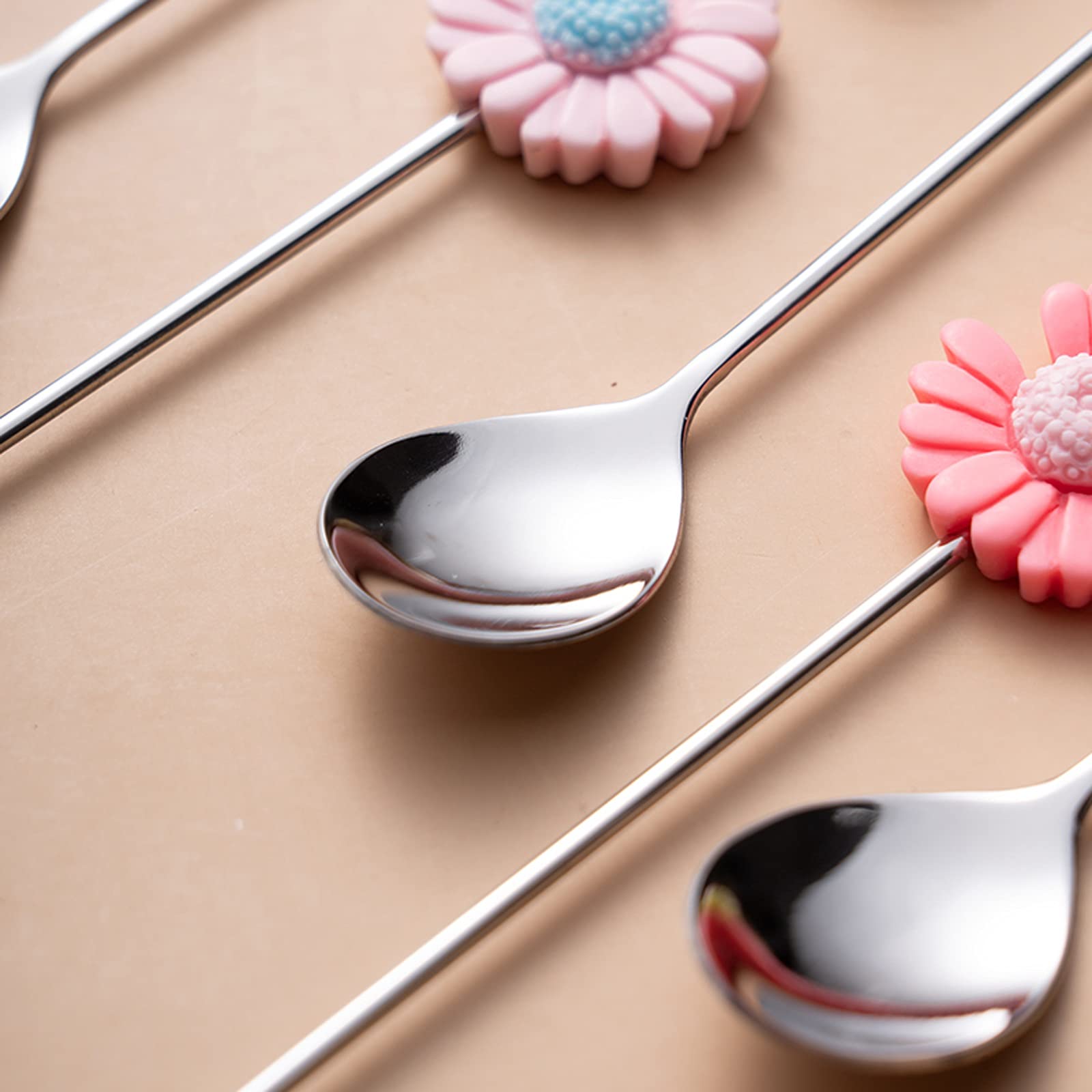 Cucharas de té, cucharas de postre, juego de cucharas de postre, 6 cucharaditas de 5,1 pulgadas, mango creativo, acero inoxidable de primera calidad, cuchara de yogur occidental for postre, cucharas d