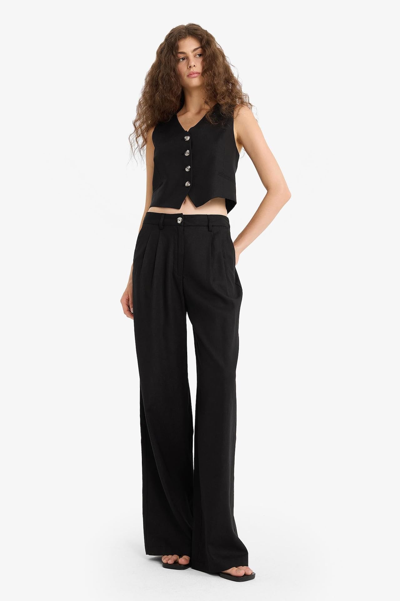 DeFacto Wide Leg Çift Cepli Yüksek Bel Standart Boy Keten Karışımlı Pantolon E1986AX25AU