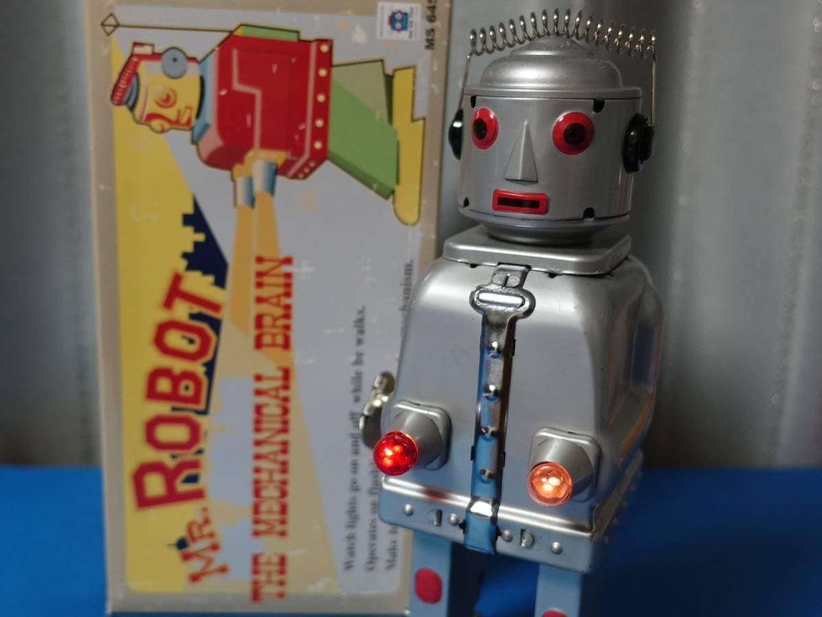 ぴ*み様 〈当時物〉ブリキ ズーマーロボット（電動式〈電池〉）不動 ぴ*み様 〈当時物〉ブリキ ズーマーロボット（電動式〈電池〉）不動