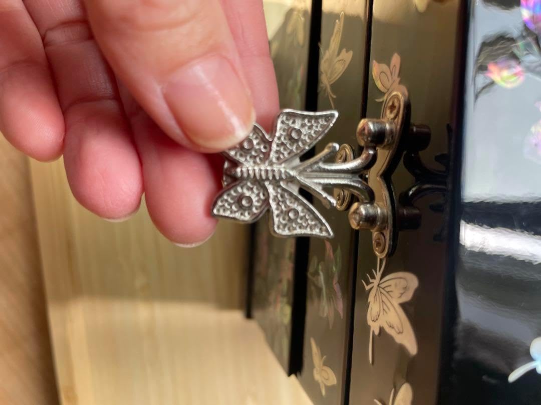 美品　螺鈿　ジュエリーボックス　三段　貝殻　工芸品　宝石箱　木製　漆？　蝶々　花 美品 螺鈿 ジュエリーボックス 三段 貝殻 工芸品 宝石箱 木製 漆