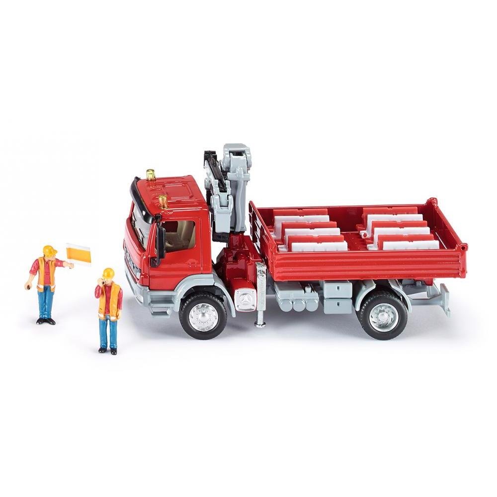 3534, Lorry with Loading Area and Crane, 1:50, Metal,Plastic, Red, Incl. 2 toy figures and 12 traffic barriers