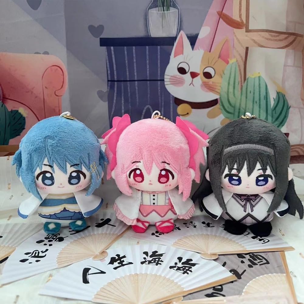 Anime Plush Mami Tomoe/Madoka Kaname/Akemi Homura/Sayaka Miki Figura Dibujos Animados Figuras Suave Anime Colgante Backpack Decoración 4 Piezas