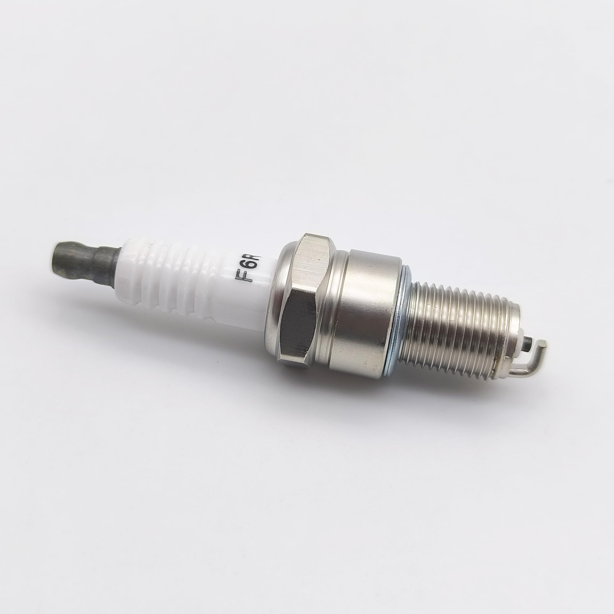 Świeca zapłonowa do Honda GX160, GX270, GX390 – zamiennik NGK BPR6ES, BP6ES, F6RTC, F6TC, do Champion RN9YC do Predator 212