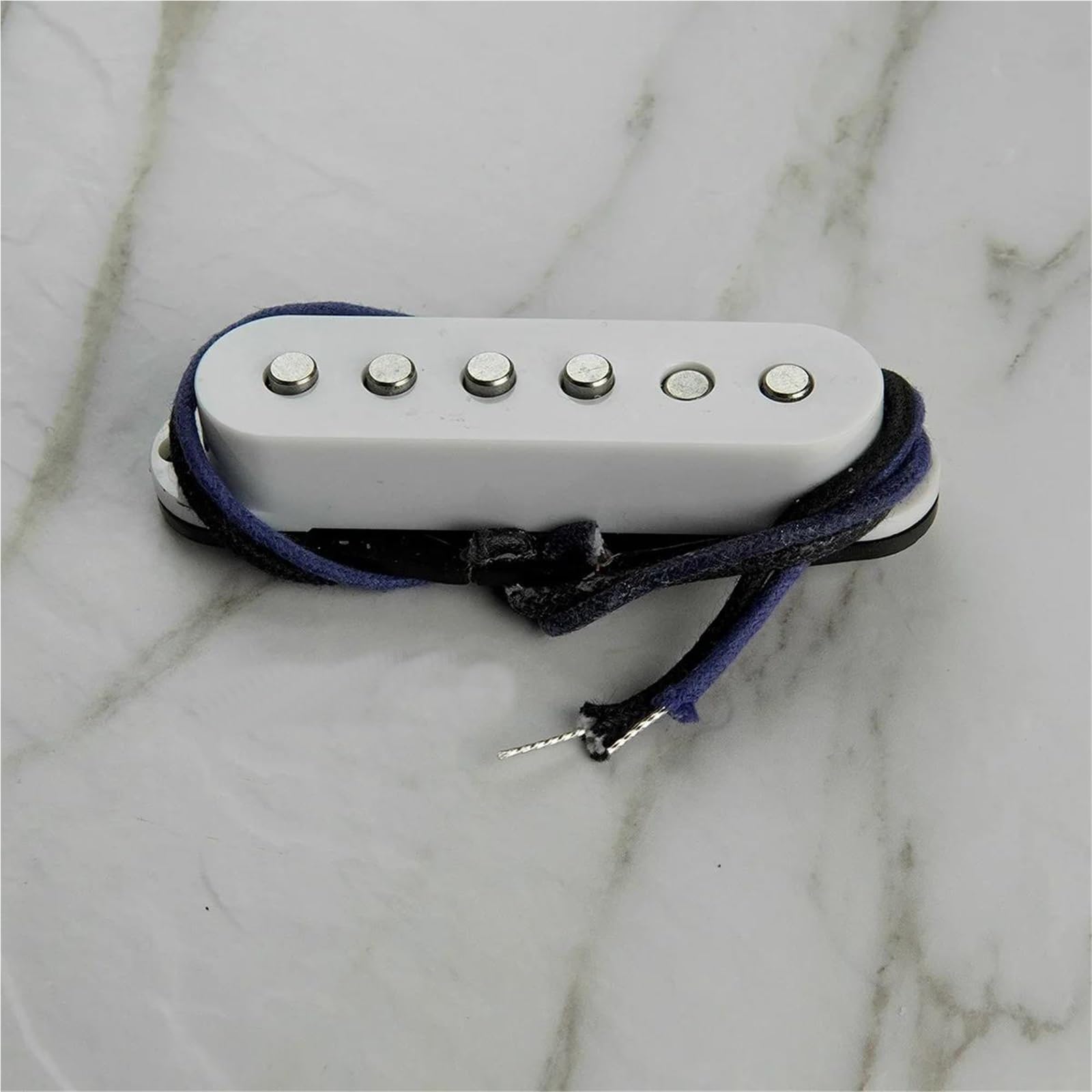 Pickup Gitary Elektrycznej Alnico 5 Staggered Pole Vintage Single Coil Pickup Części do gitary dostępne przetworniki szyi/środkowe/mostkowe(Middle)