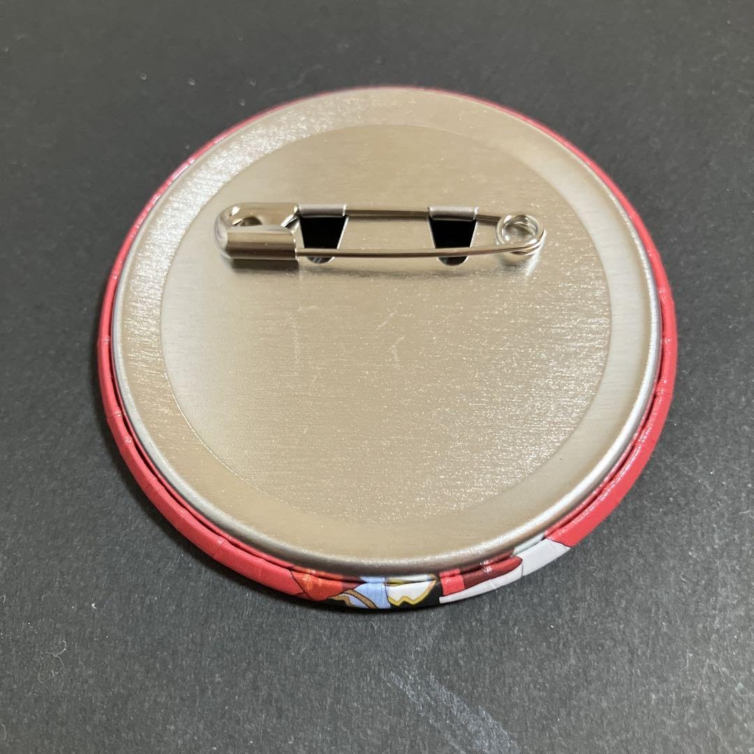 Amazon.co.jp: すとぷり 缶バッジ 8周年 莉犬くん : おもちゃ