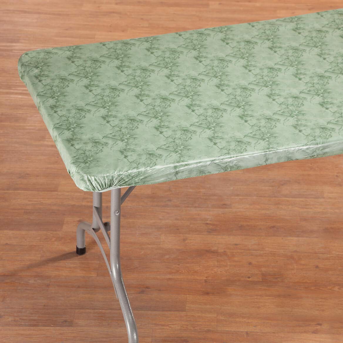 Fox Valley Traders Marble Vinyl Elasticized Banquet Table Cover 48