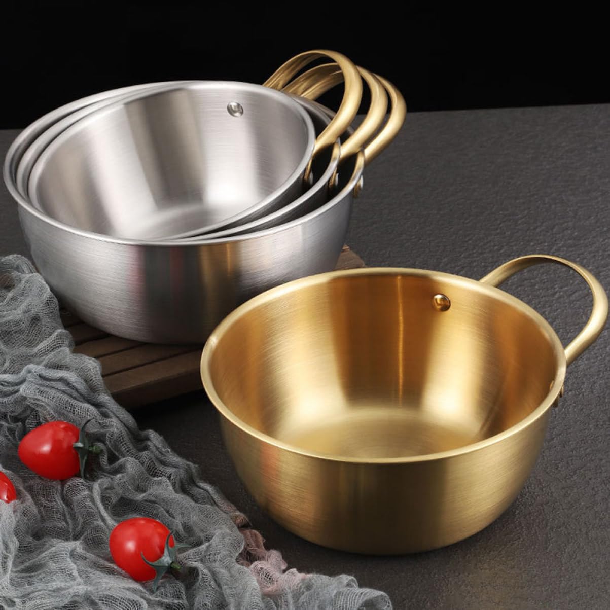 Pentola Piccola in Acciaio con Manico Pentola per Ramen Versatile per Cucina Bollire Latte Zuppa Cottura su Gas e Induzione Design Stabile e Colore Oro