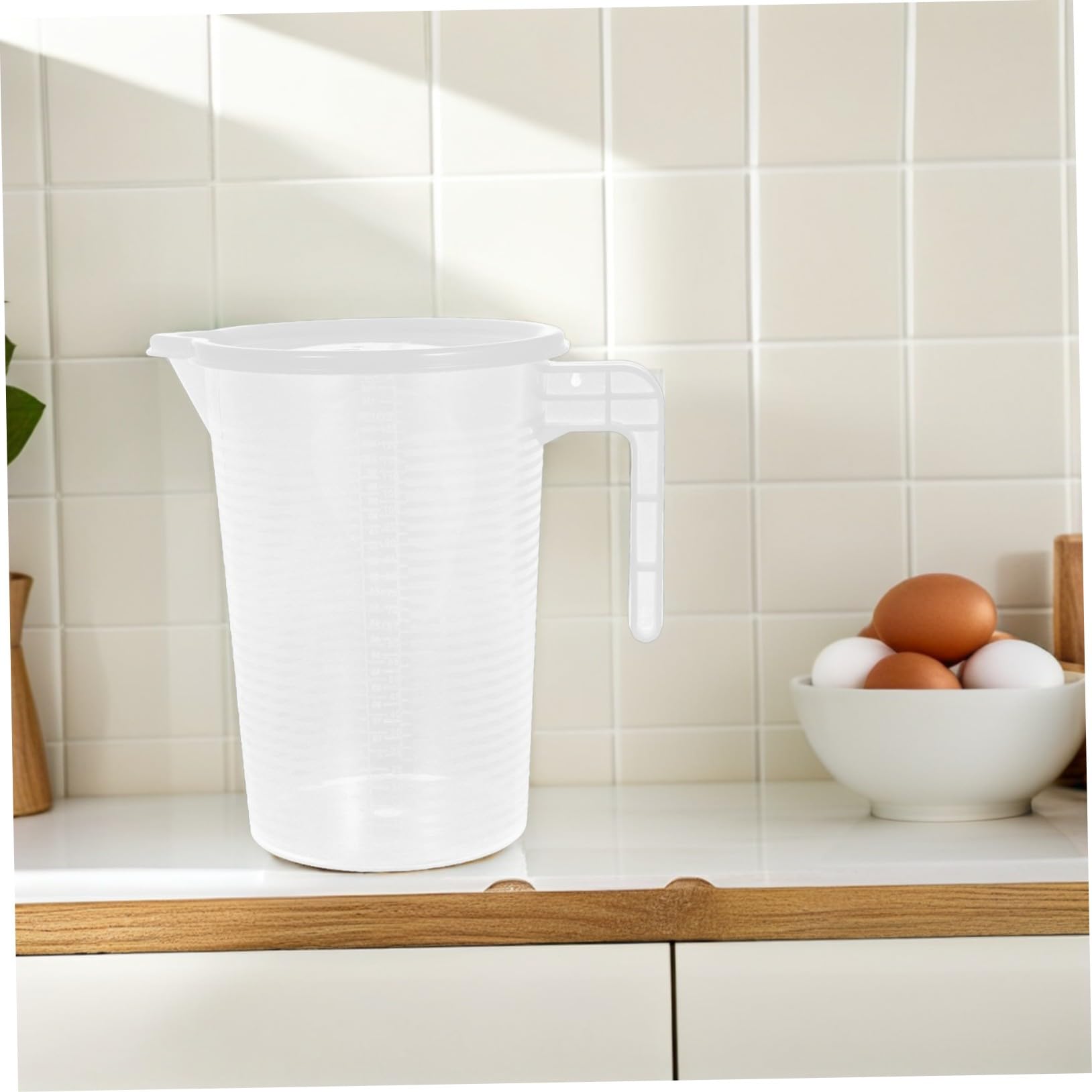 Amosfun 2pezzi Caraffa Graduata Plastica Trasparente con Coperchio Misurino per Liquidi con Scala Precisa per Cucina e Preparazione di Bevande