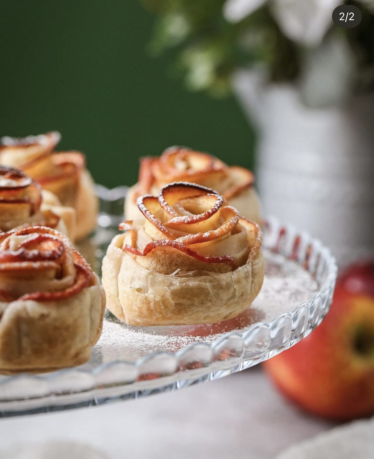 LEVKOCake Stand Passion Design Clear Glass Servicing Tray, Looks Great for Cup Cakes, Cookies, Great Serving Snack