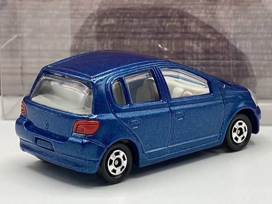 Amazon | トミカ ギフト ミニカー ミニカー ヴィッツ 青 ブルー