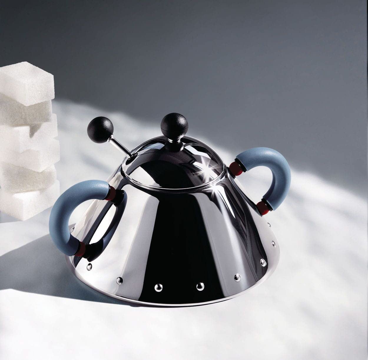 アレッシィ　Alessi ボンベコレクション　シュガーボウル Amazon.co.jp: 【正規輸入品】 ALESSI アレッシィ 9097 シュガーボウル