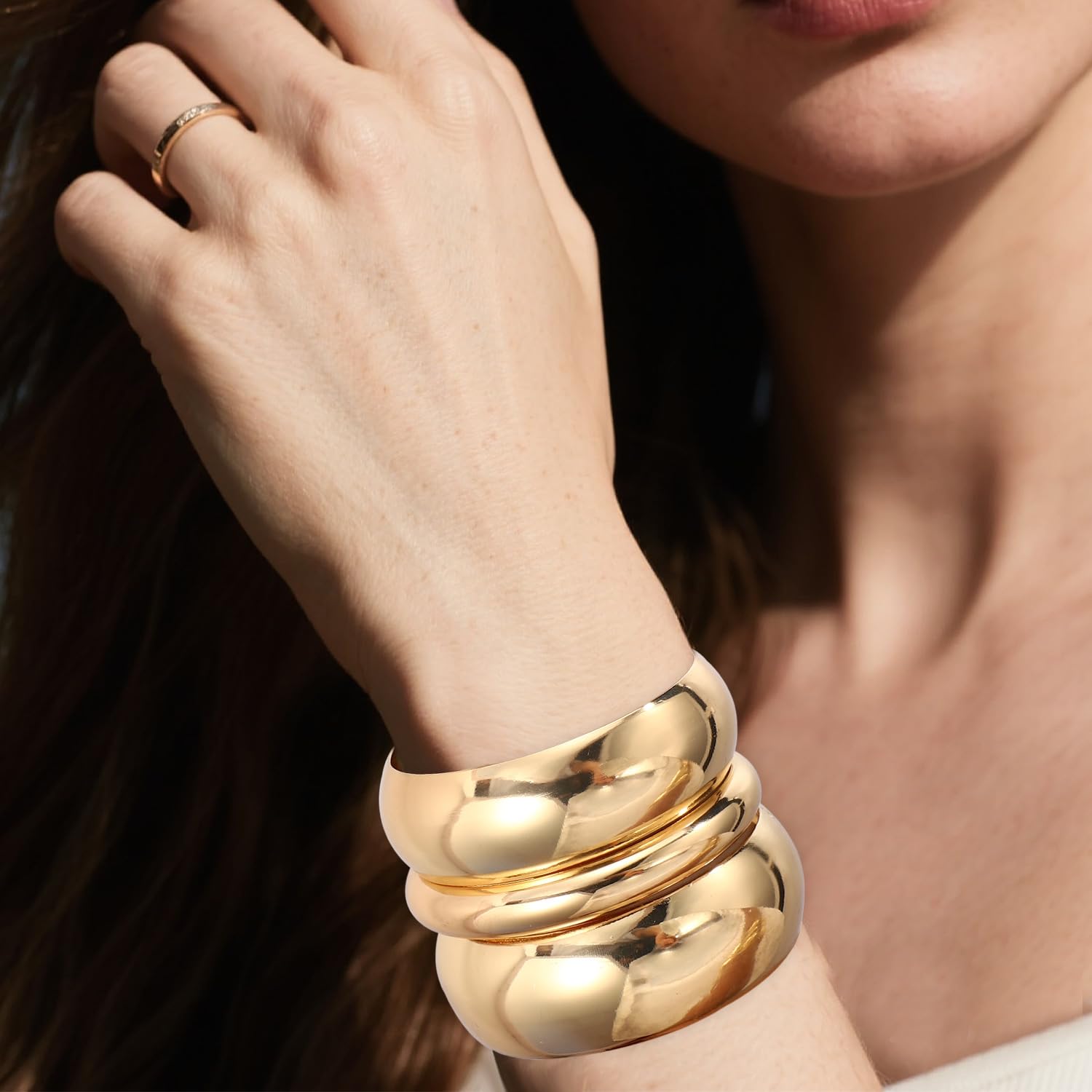 3 szt. Złota Bransoletka Typu Bangle dla Kobiet, Gruba Szeroka Bransoletka Mankietowa Modna Wyrazista Biżuteria z Charakterem Zestaw Bransoletki w Kolorze Złotym Moda Akcesoria Prezent