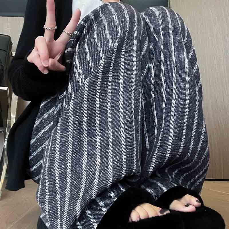 Women's Vertical Striped Wide Leg Casual Floor Length Pants with a Slimming Effect and Straight Leg Length Pants2