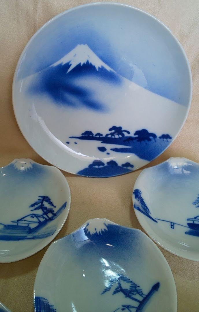 富士山デザイン 陶器皿 富士山デザインの富士山型陶器皿セット 富士山 富士山デザイン 陶器皿 富士山デザインの富士山型陶器皿セット 富士山