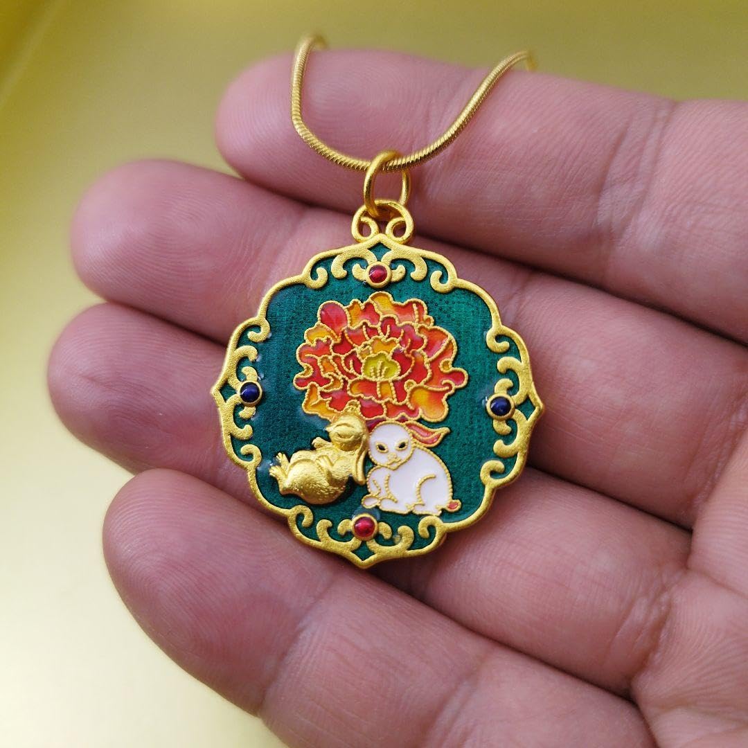 Amazon.co.jp: 七宝焼両面半立体双兎と蓮の花ネックレス(整理番号  