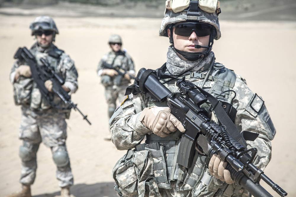 United States airborne infantry men with arms, camo uniforms dress. Poster Print by Oleg Zabielin/Stocktrek Images (17 x 11)