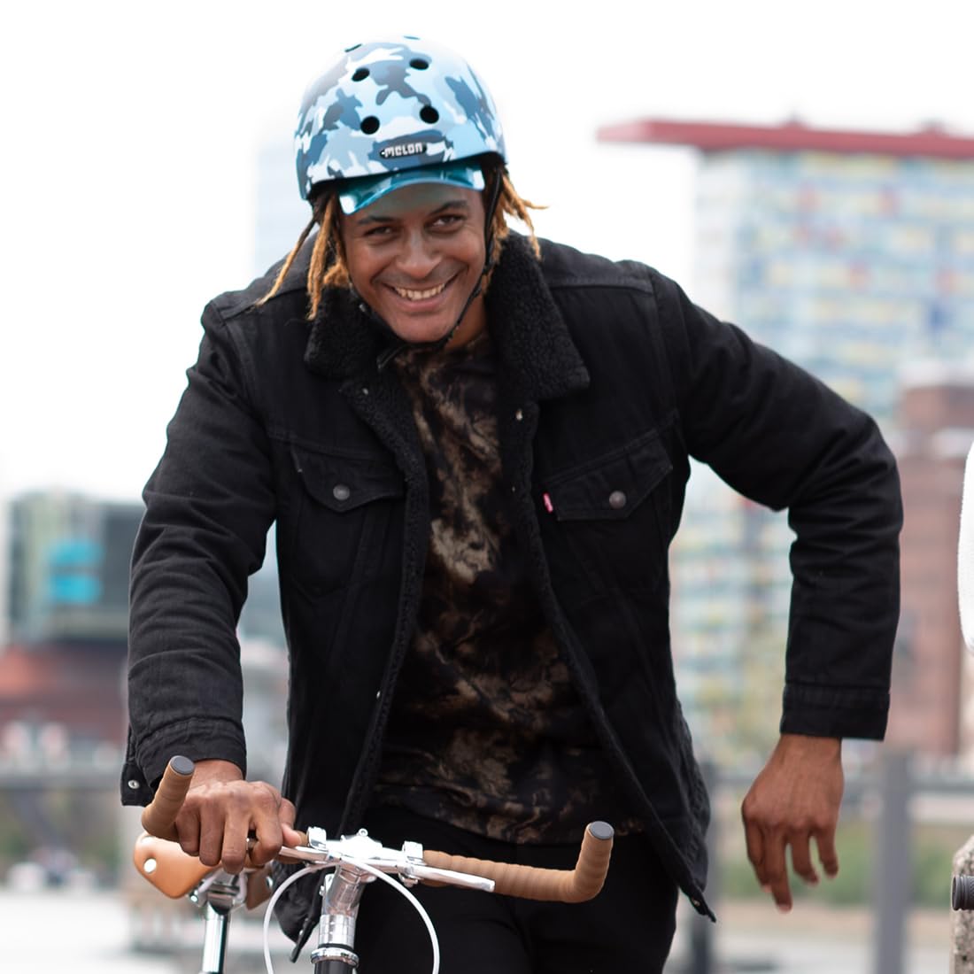 MELON Leichter Unisex Helm für Erwachsene und Kinder, Urban Active