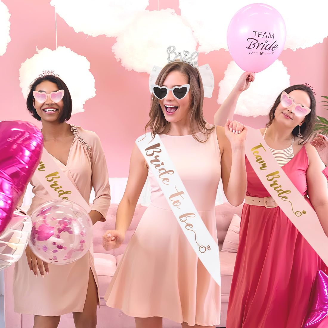Kit Addio al Nubilato Sposa e Amiche, 16 Pezzi Gadget Addio al Nubilato, Occhiali Cuore, Cerchietto Bride to be, Fascia Team Bride, Velo Sposa Addio al Nubilato, Accessori per Sposa Addio al Nubilato