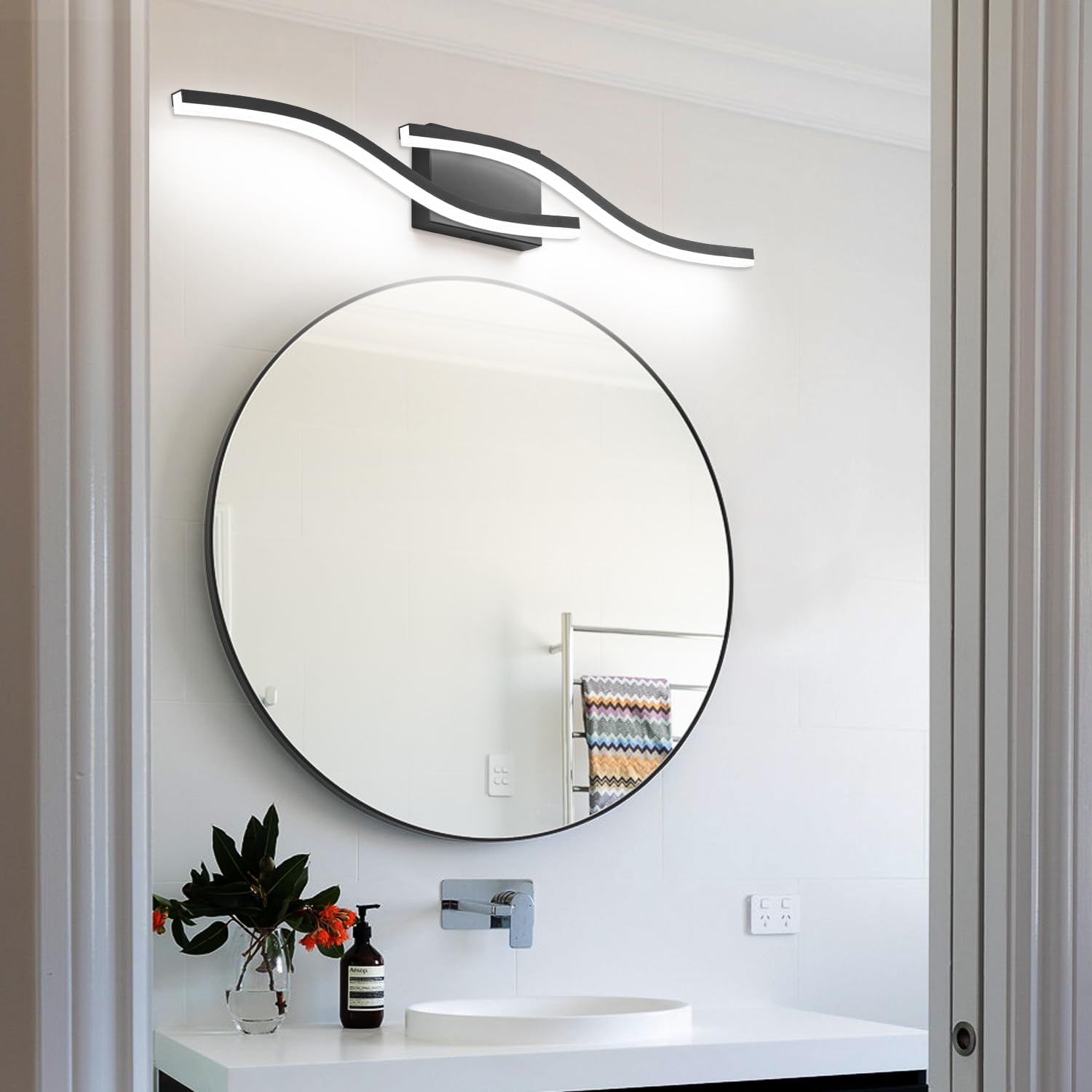 PRESDE 32inch Black Bathroom Light Fixtures Over Mirror LED Vanity Light for Bathroom Modern Bath Vanity Lighting Bar Dimmable