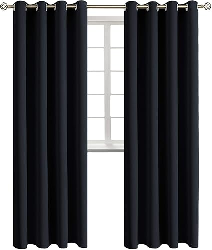 BGment Cortinas opacas con aislamiento térmico y ojales para oscurecer la habitación para dormitorio y sala de estar juego de 2 paneles 52 x 108