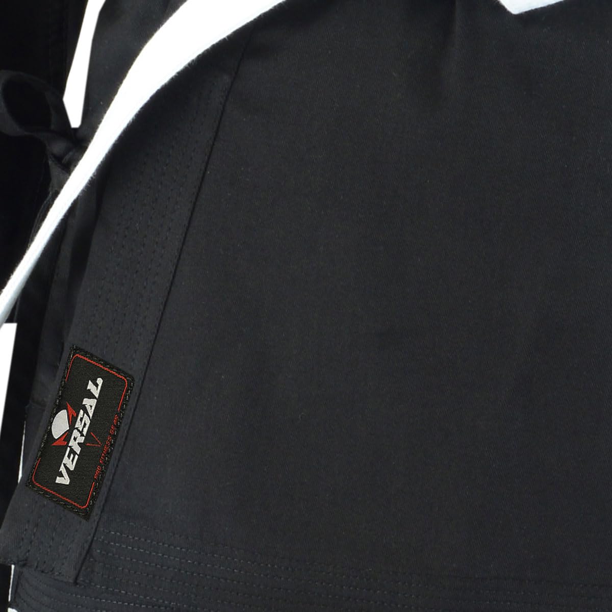 VERSAL Karate-Gi für Kinder/Erwachsene, Karate-Uniform, weiß, 227 g, leichtes Polycotton, Kampfsport, Training, Sparring, Taekwondo-Uniform mit Gürtel