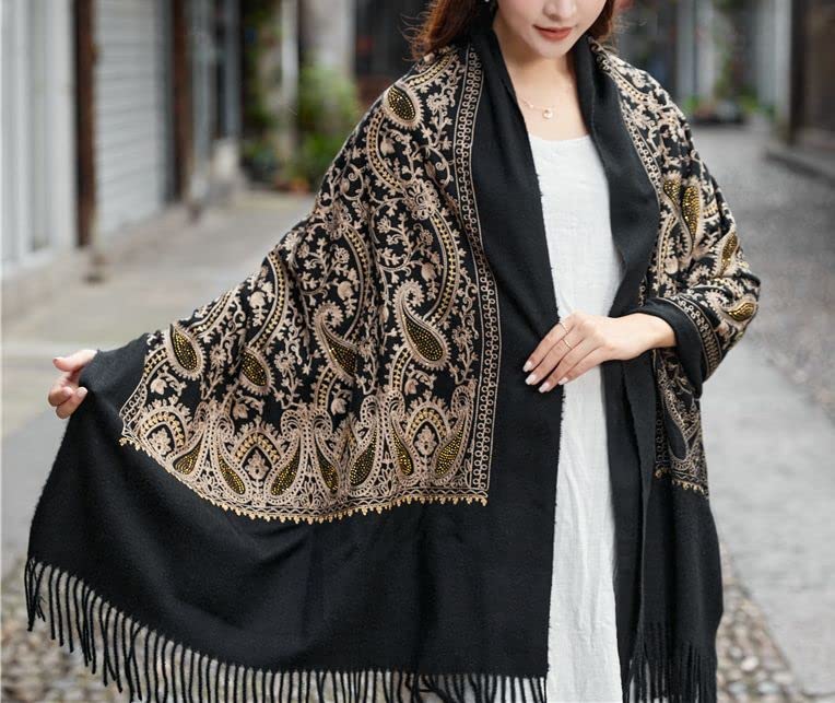 Châle GFM pashmina brodé pour vos soirées fraîches et sorties d'hiver