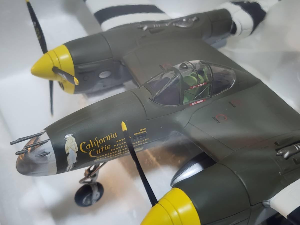 Amazon.co.jp: フランクリンミント 1/48 P-38 ライトニング : スポーツ