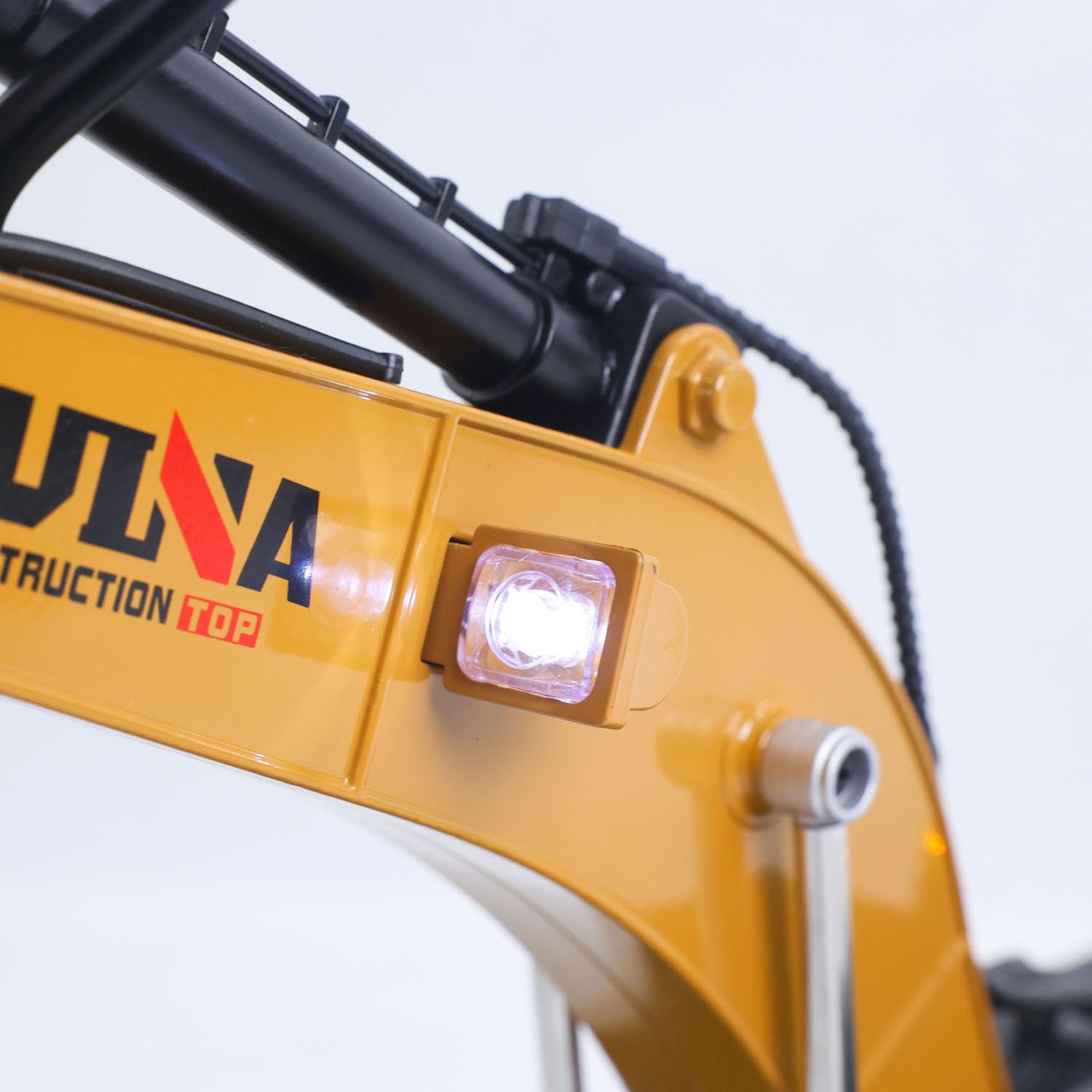 TOUCAN RC HOBBY HUINA 1:14 Metall-Fernsteuerungsbagger 580-32 – mit Licht und Sound – inklusive 2,4-GHz-Fernsteuerung, 7,4-V-Fahrgestellakku, USB-Ladekabel – mit Metallschaufel, Brecherhammer